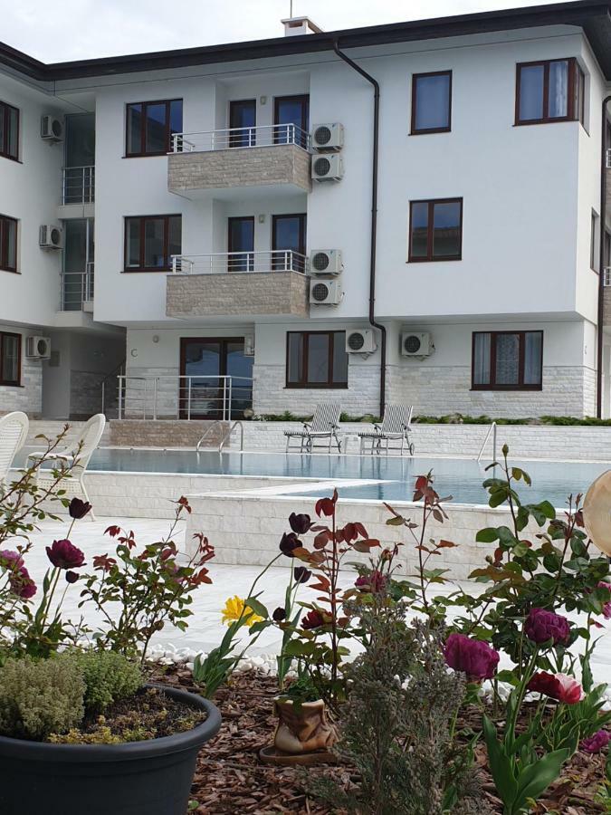 Emerald Hills Aparthotel Sozopol Exterior foto